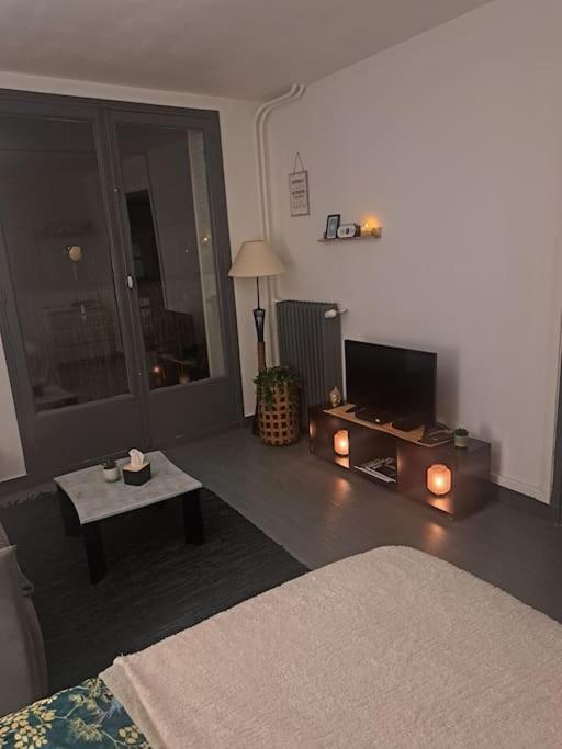 Studio 15 Mn De Paris Chelles  Exterior photo