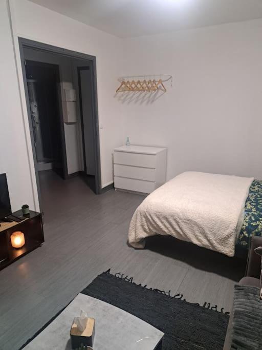 Studio 15 Mn De Paris Chelles  Exterior photo
